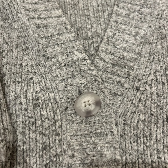 Abercrombie & Fitch Cardigan - Picture 2 of 3